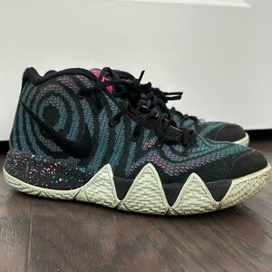 Nike Kyrie Irving 4s Decades pack-80s